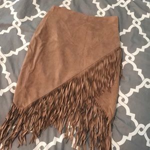 Sz 6 Suede Fringe EXPRESS Skirt